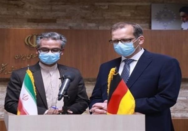 تور ارزان آلمان: معاون مؤسسه روبرت کخ آلمان: ساخت واکسن کرونا در ایران یک موفقیت بزرگ است