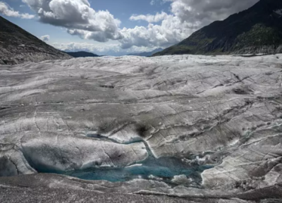 لاشه یک هواپیما پس از 54 سال در یخچالی طبیعی در جنوب سوئیس کشف شد